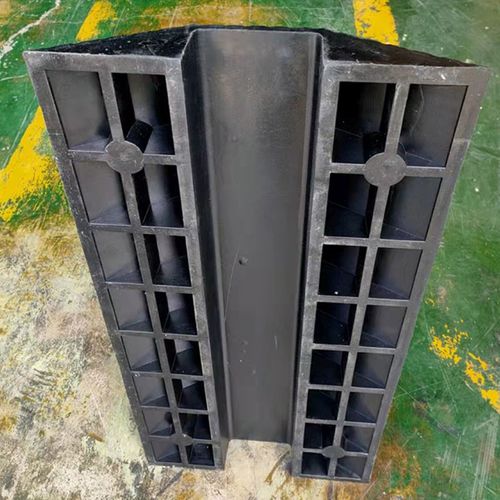 桥型过线槽门槛垫双斜坡路沿坡线缆护槽门坎垫汽车斜坡垫减速带