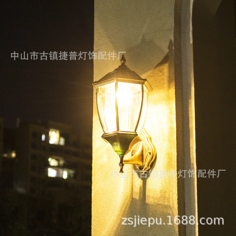 太阳能LED弯臂六角户外壁灯