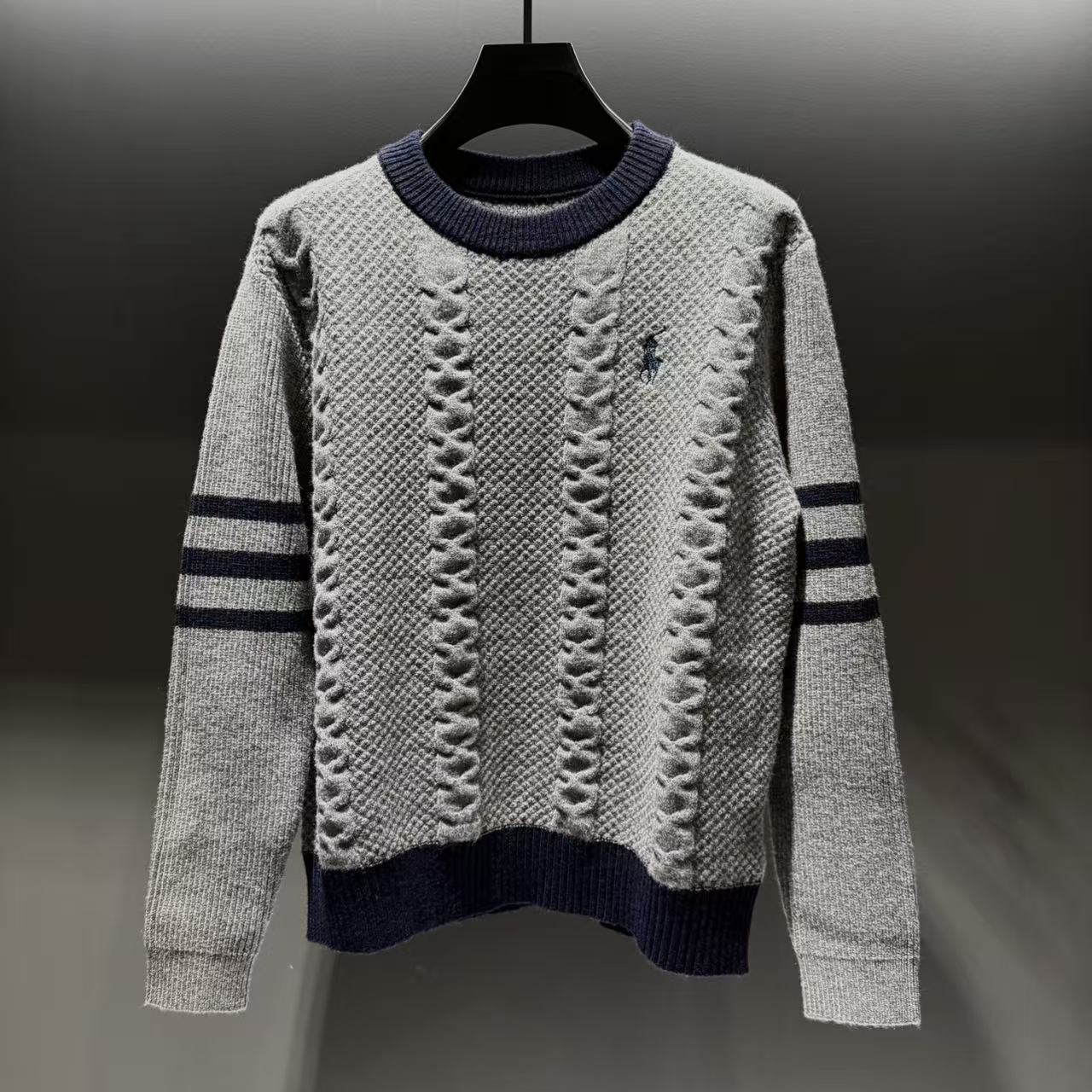 2025新款秋冬韩版舒适百搭长袖套头毛衣时尚潮流个性百搭休闲轻奢