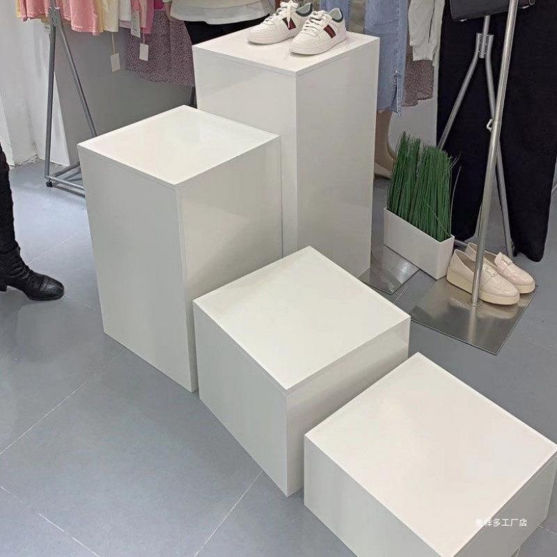 服装店商品展示台橱窗方形模特白色站台底座直播陈列展柜展会木质