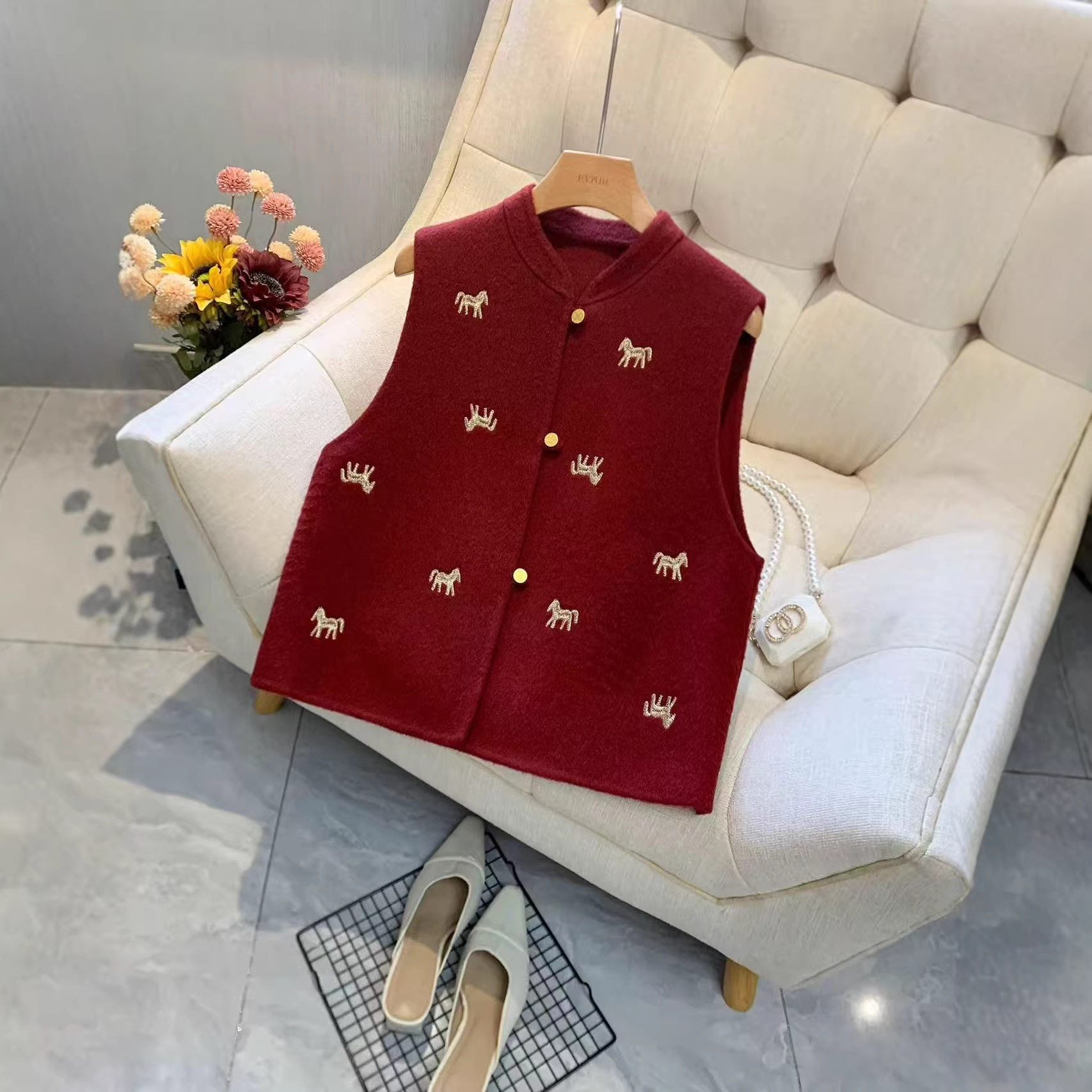 新年战袍新中式国风女装重工刺绣双面羊毛呢马甲2026新款复古坎肩