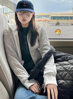 早秋灰色连帽卫衣女2025秋冬季新款宽松拉链开衫韩系穿搭精致上衣