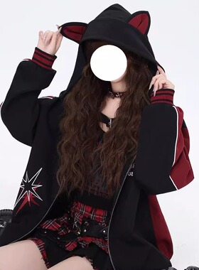 美式个性设计猫耳黑红色连帽小众秋季新款百搭印花特别的棒球外套