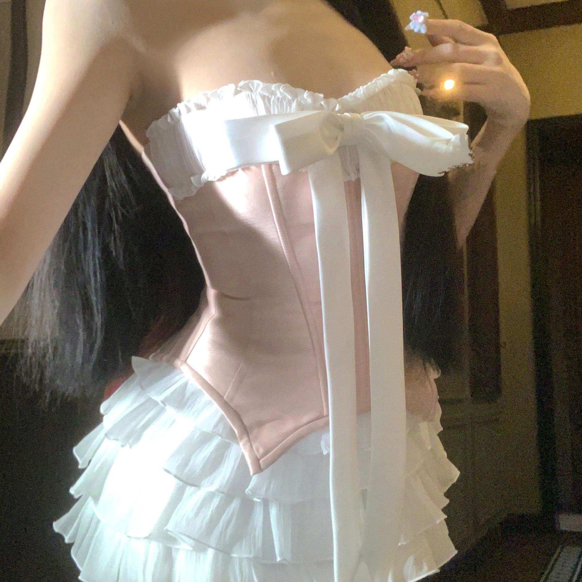 纯欲风粉色蝴蝶结一字肩抹胸上衣女夏季性感辣妹蛋糕短裙两件套装