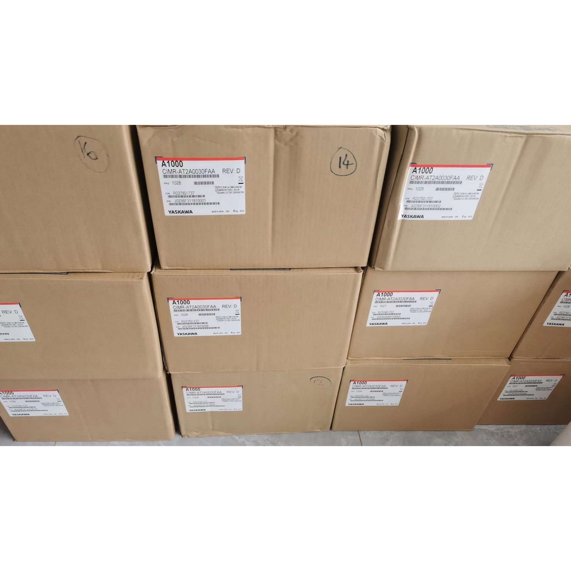 YASKAWA安川伺服电机SGM7G-1AAFC6C大扭矩24位增量型11KW原装