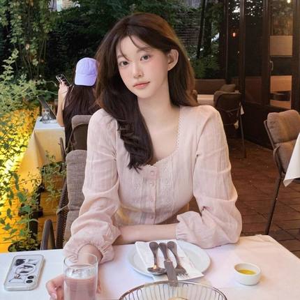 现货 韩系女装东大门韩国小众早秋法式方领蕾丝花边显瘦长袖衬衫