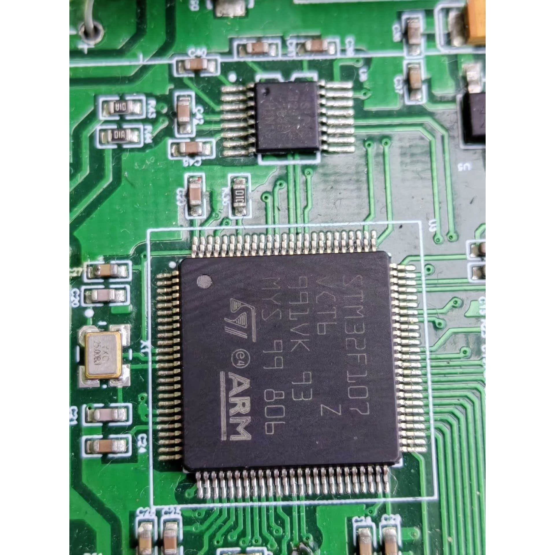 非标价STM32F107VCT6 现货两张议价