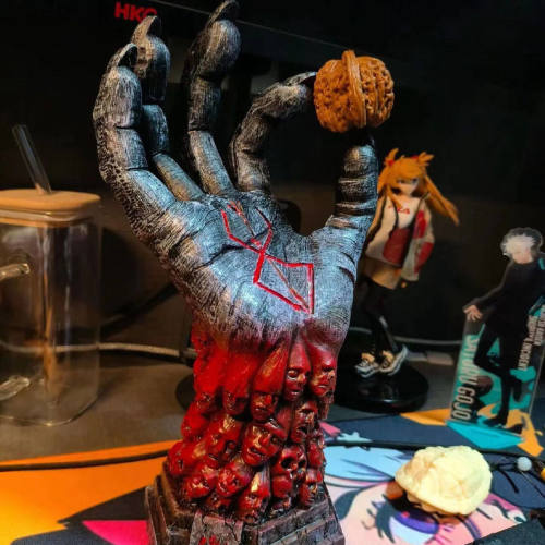 跨境新款复活节 Berserk Hand of God 狂暴神之手搪胶工艺品摆件