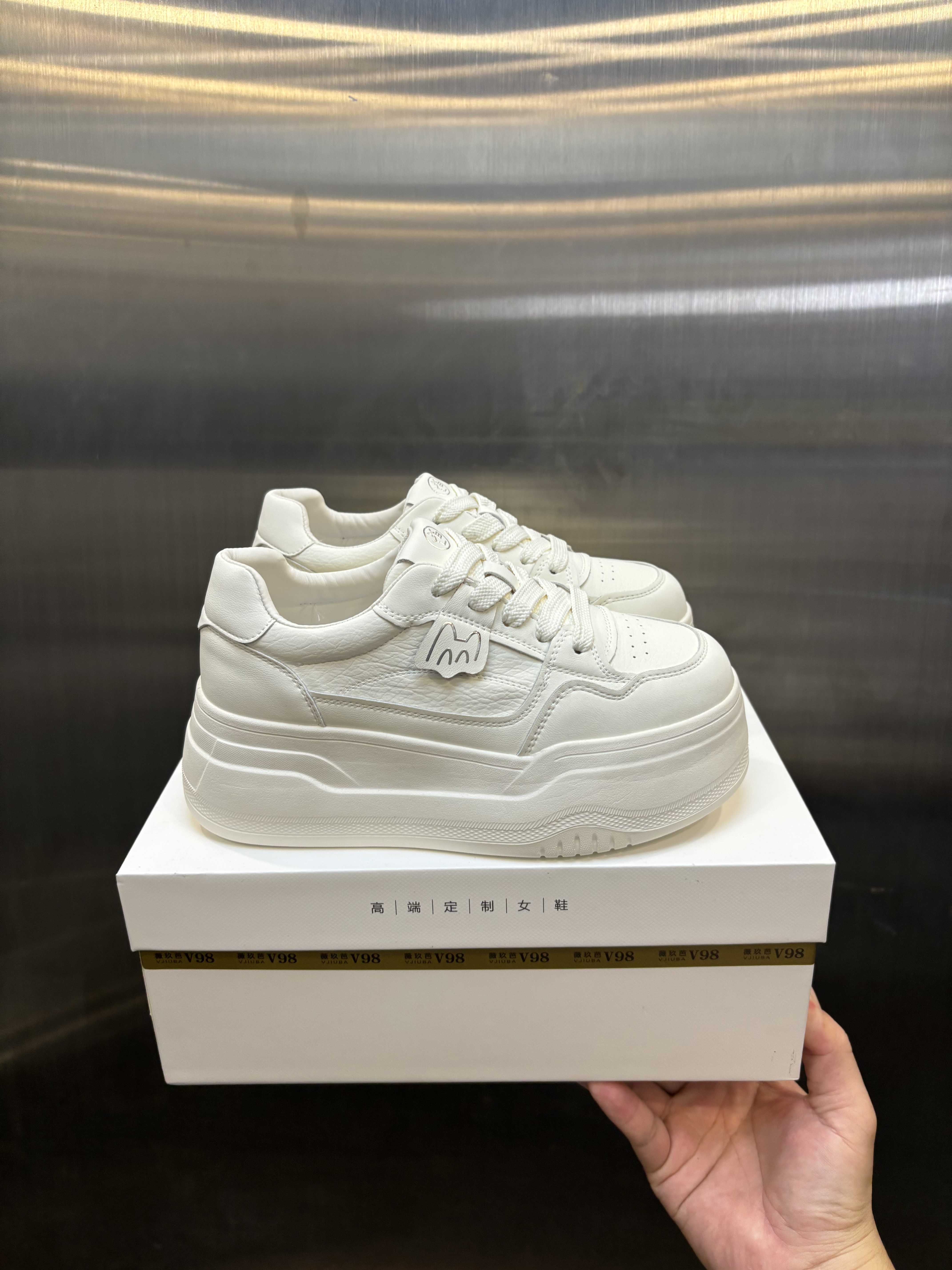 真皮厚底增高小白鞋女四季百搭