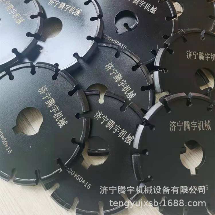 内蒙古牛场刻纹机2公分梯形槽开槽买牛舍拉槽机价开槽1公分