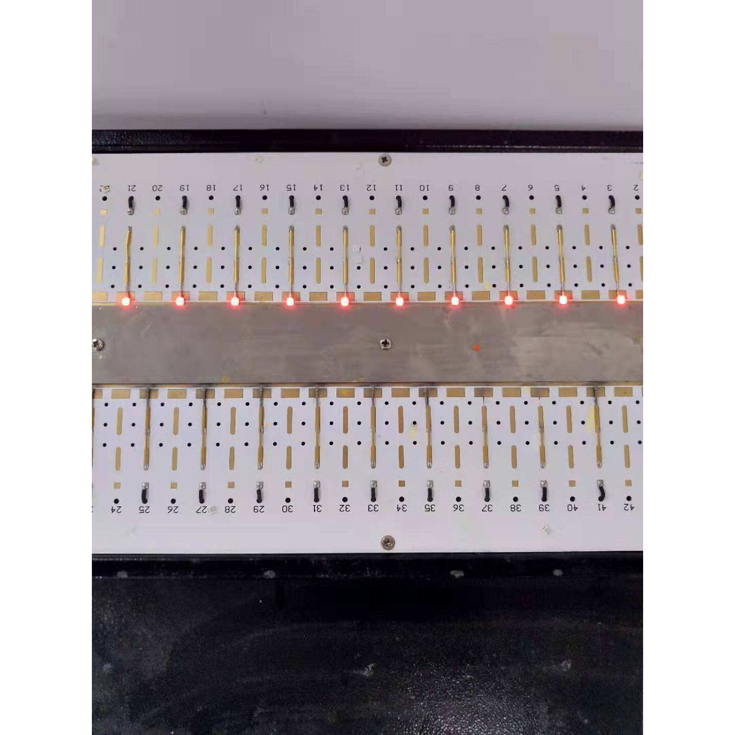 2835植物生长730NM led灯珠 0.2W2835植物红高光效PPFD发光二极管图片
