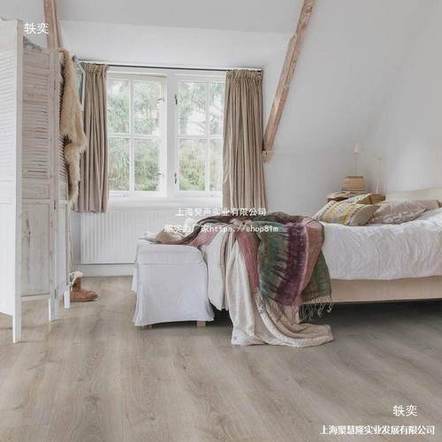 spc锁扣地板卡扣式家用仿木地板贴防水石塑胶地板pvc石晶地板客厅