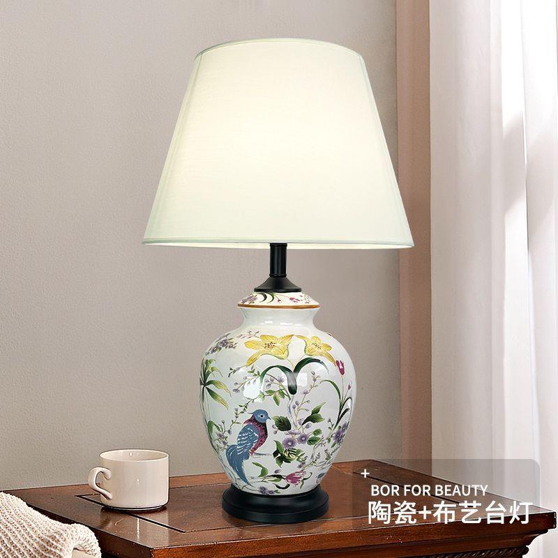 美式北欧复古花鸟陶瓷台灯客厅沙发角几家用装饰灯卧室床头花瓶灯