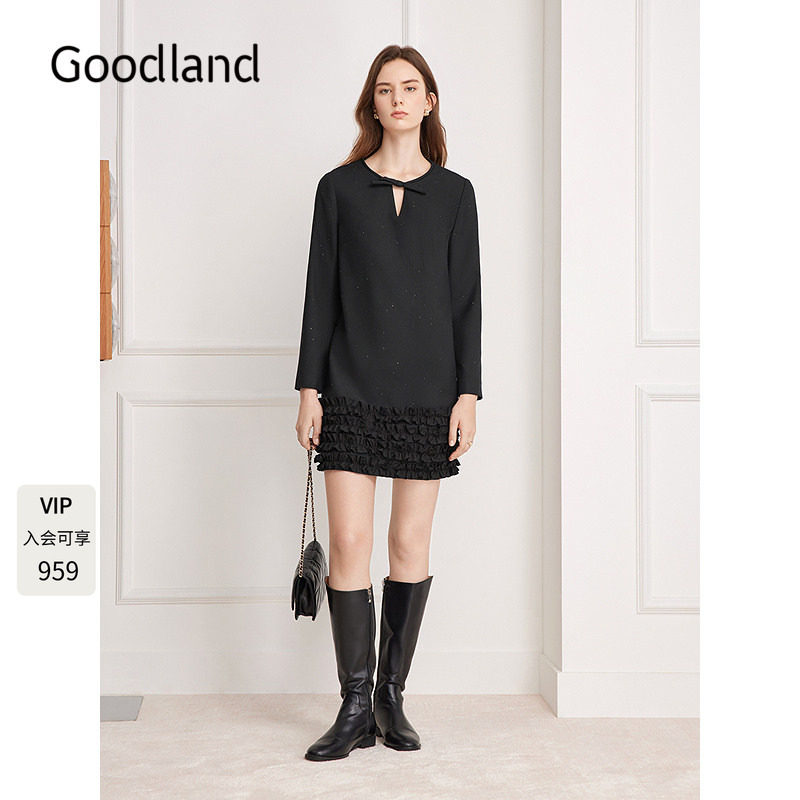 Goodland美地羊毛混纺小黑裙珠片花边连衣裙2025冬新款LC35505180