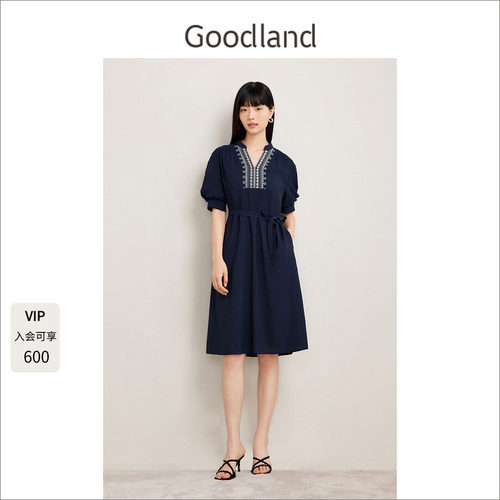 Goodland刺绣泡泡袖连衣裙