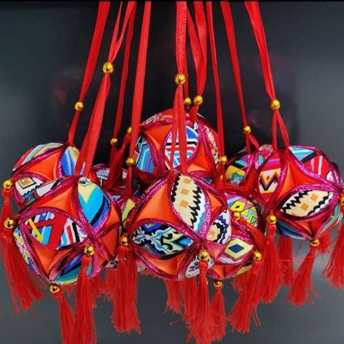 广西三月壮族绣球特色手工民族工艺品纯手工刺绣舞蹈抛绣球道具