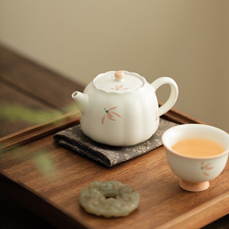 新款兰花风铃花口壶创意陶瓷手工茶壶中式家用单个U泡茶过滤壶功,餐饮具,茶壶,淘宝优惠券,粉丝福利购,淘宝优惠卷