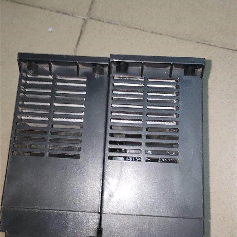拆机汇川0.75KW变频器MD200S0.75B,包好9成新