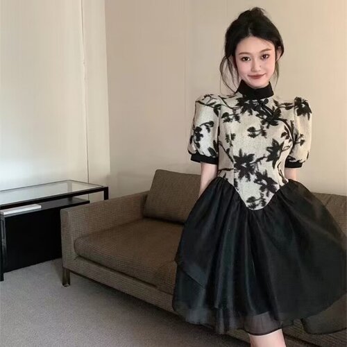 peng新中式改良旗袍连衣裙女夏季2026新款泡泡袖收腰显瘦黑色短裙