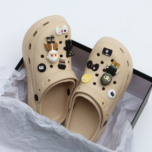 韩版厚底增高洞洞鞋女夏季外穿2025新款海边沙滩防滑包头半凉拖鞋