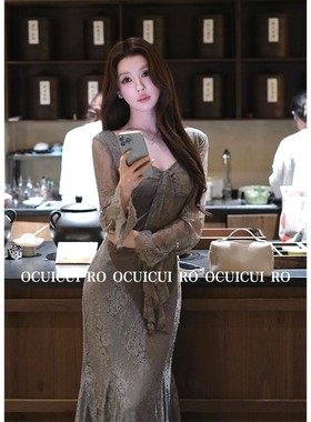 《仙仙专属》* 崔崔 蕾丝V领连衣裙女修身长款鱼尾裙 C025709