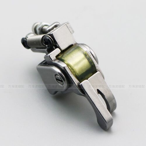 新款平车滚轮高低压脚厚料窗帘棉衣皮革缝纫机止口压明线挡边压脚