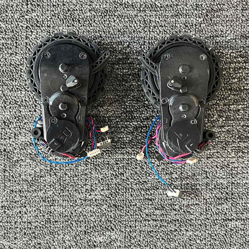 科沃斯扫地机器人轮子配件地宝T8MAX/T9/N8/DX65驱动轮胎原装耗材