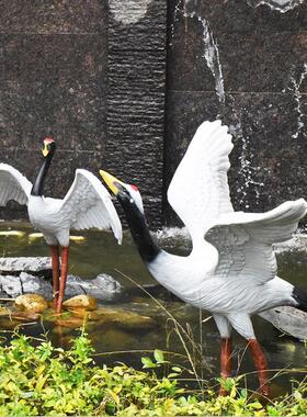 户外园林景观装饰造景仙鹤玻璃钢雕塑小品公园假山水池丹顶鹤摆件