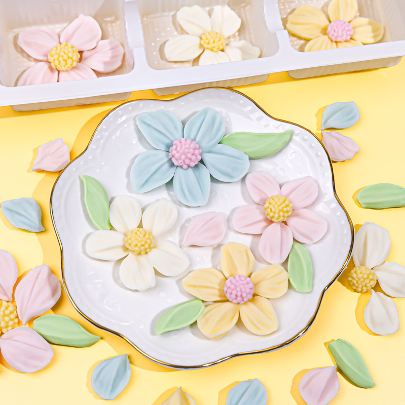 巧克力刮刀花格桑花瓣蛋糕摆件网红母亲节郁金香成品烘焙装饰插件