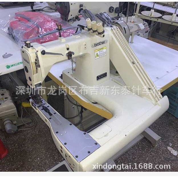 兄弟牌1261双针臂式环合缝埋夹机