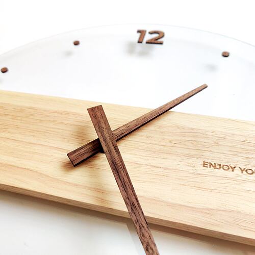 创意北欧简约实木制亚克力玻璃挂钟家居客厅墙钟装饰钟Wall Clock