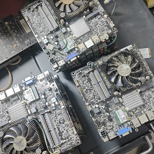 议价JW-H110I主板，带G3900处理器+风扇，支持DDR4