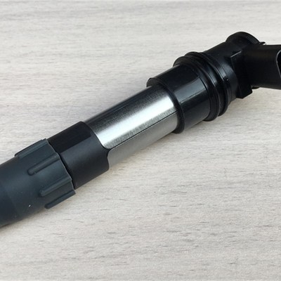 适用KTM6d90/1050/1090/1290升级点火线圈高压包火花高压帽晶体50