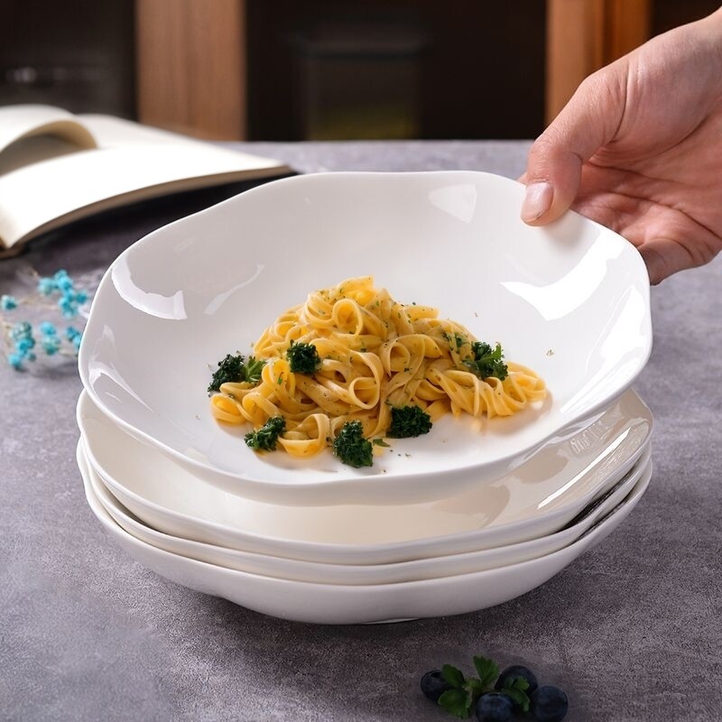 纯白陶瓷梅花盘荷叶盘花瓣盘深盘家用炒菜盘子水果盘凉菜盘异形盘