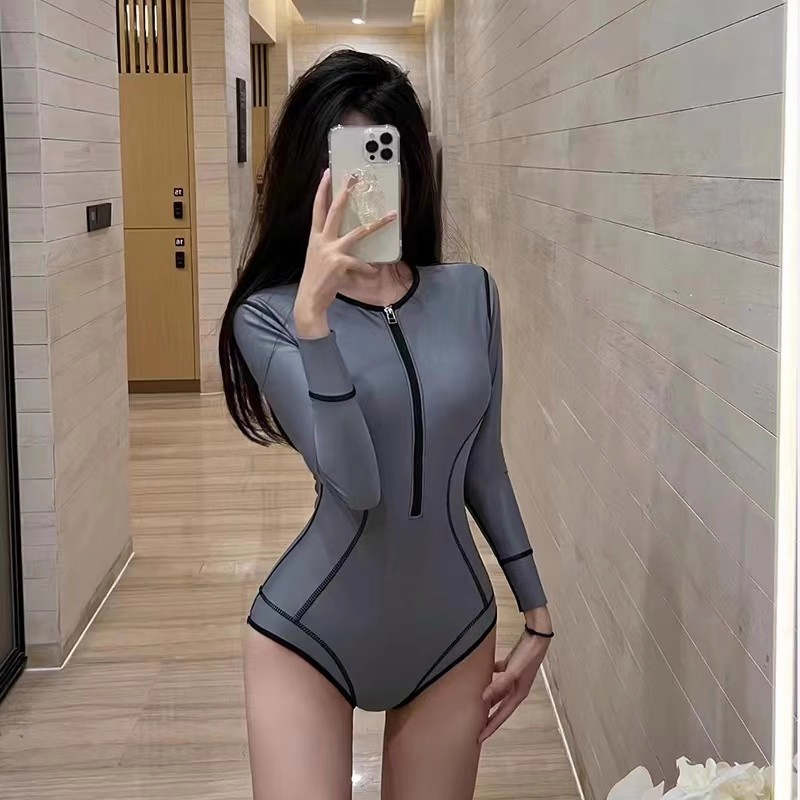 泡温泉泳衣女2025新款爆款性感长袖浮潜冲浪服连体女款显瘦遮肚子