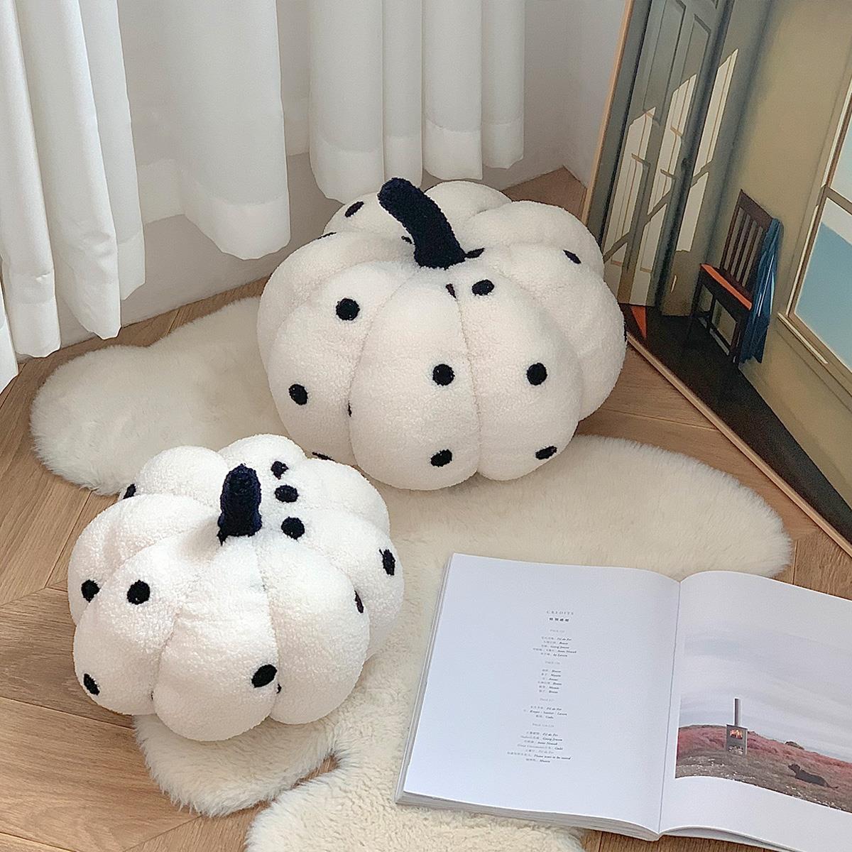 北欧复古软萌圆形小南瓜抱枕沙发客厅立体腰靠办公室卧室波点靠枕