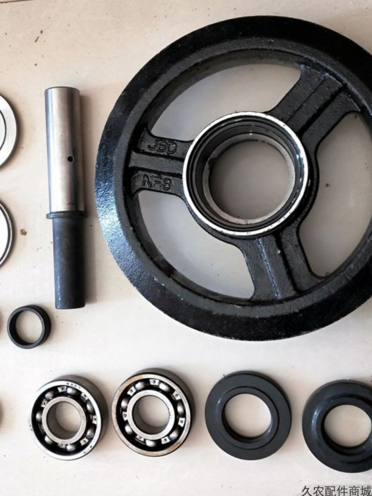 包邮农夫拖拉机履带后导向轮总成旋耕机农用机械配件农夫702/802