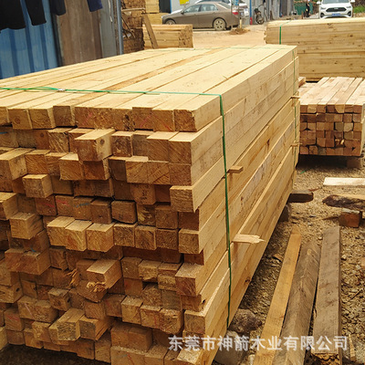 广东建筑木方本地松杉方木条 根根能用带皮少性价比高实用之选