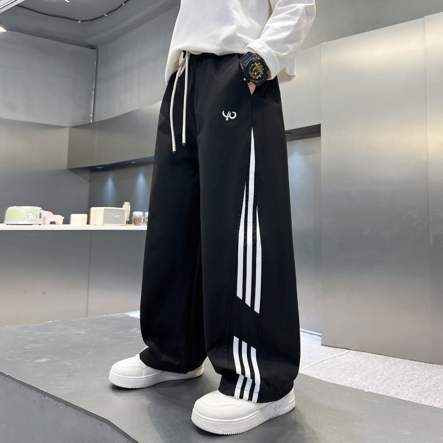 左西风云儿童套装男童春秋款裤子2026新款春装春季中大童男孩卫裤