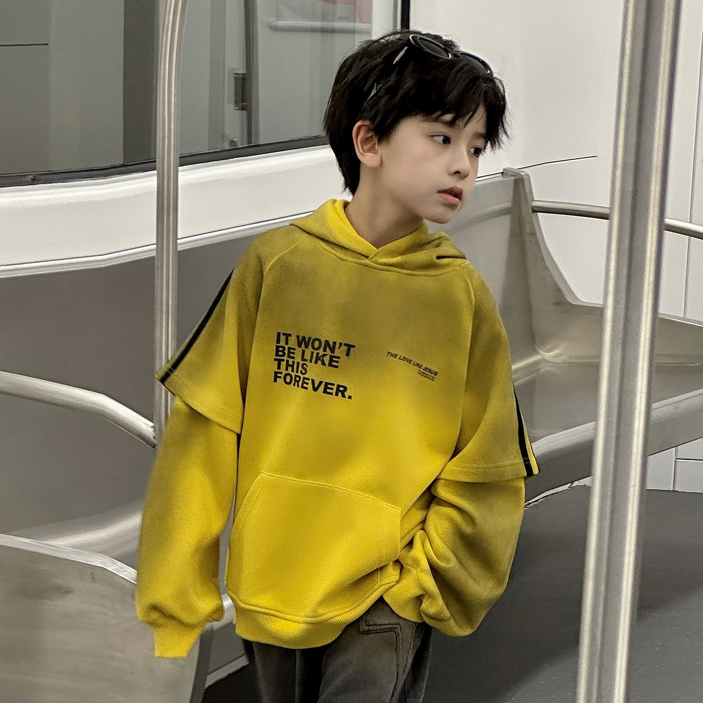 左西风云儿童装男童春秋款卫衣2026新款痞帅男孩春装帅气中大童春