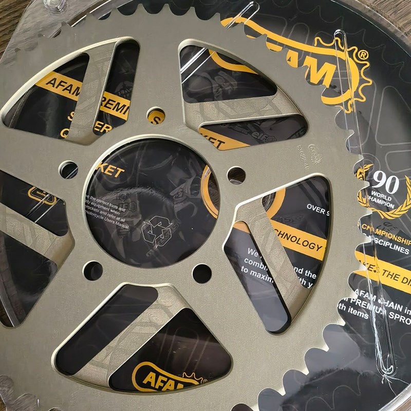 适用川崎ZX-4R摩托车牙盘改装MyFS/OZ轮毂大炼轮520GXW彩色炼条