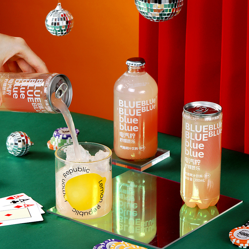 柠檬共和国柠檬红心芭乐电气柠气泡水果汁饮料解腻饮品300ml*6罐