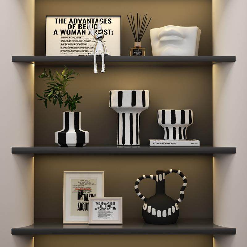 艺贝子现代轻奢个性黑白抽象高级感家居软装饰品样板间书房摆件