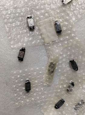 THK滑块 RSR3WN，，有10，全型号 RSR3W议价