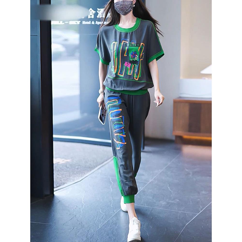 潮牌夏季新款大尺码休闲运动套装女装时尚百搭短袖T恤九分裤两件
