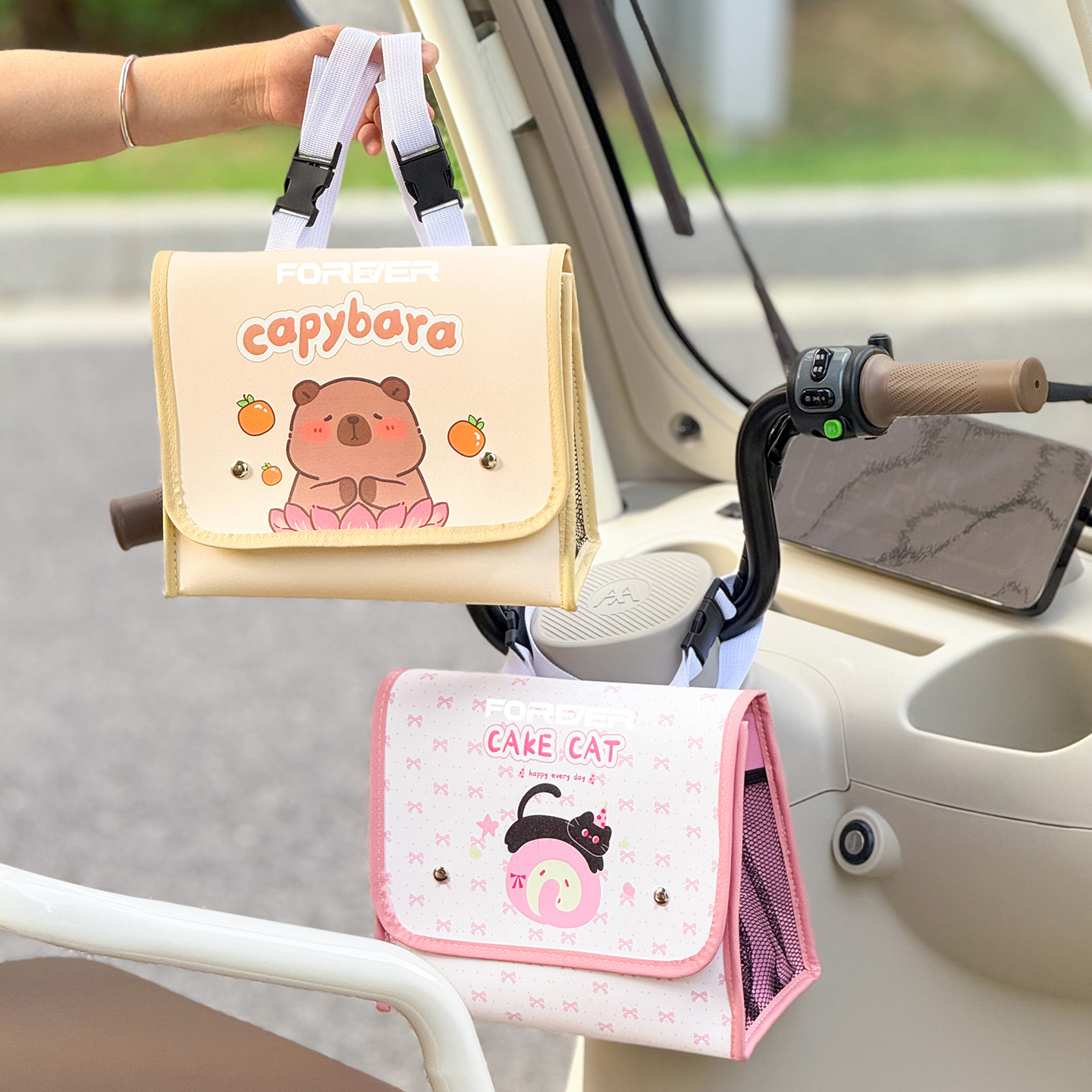 新款电动车挂包电瓶自行车通用置物兜踏板车前挂包手机防水收纳袋