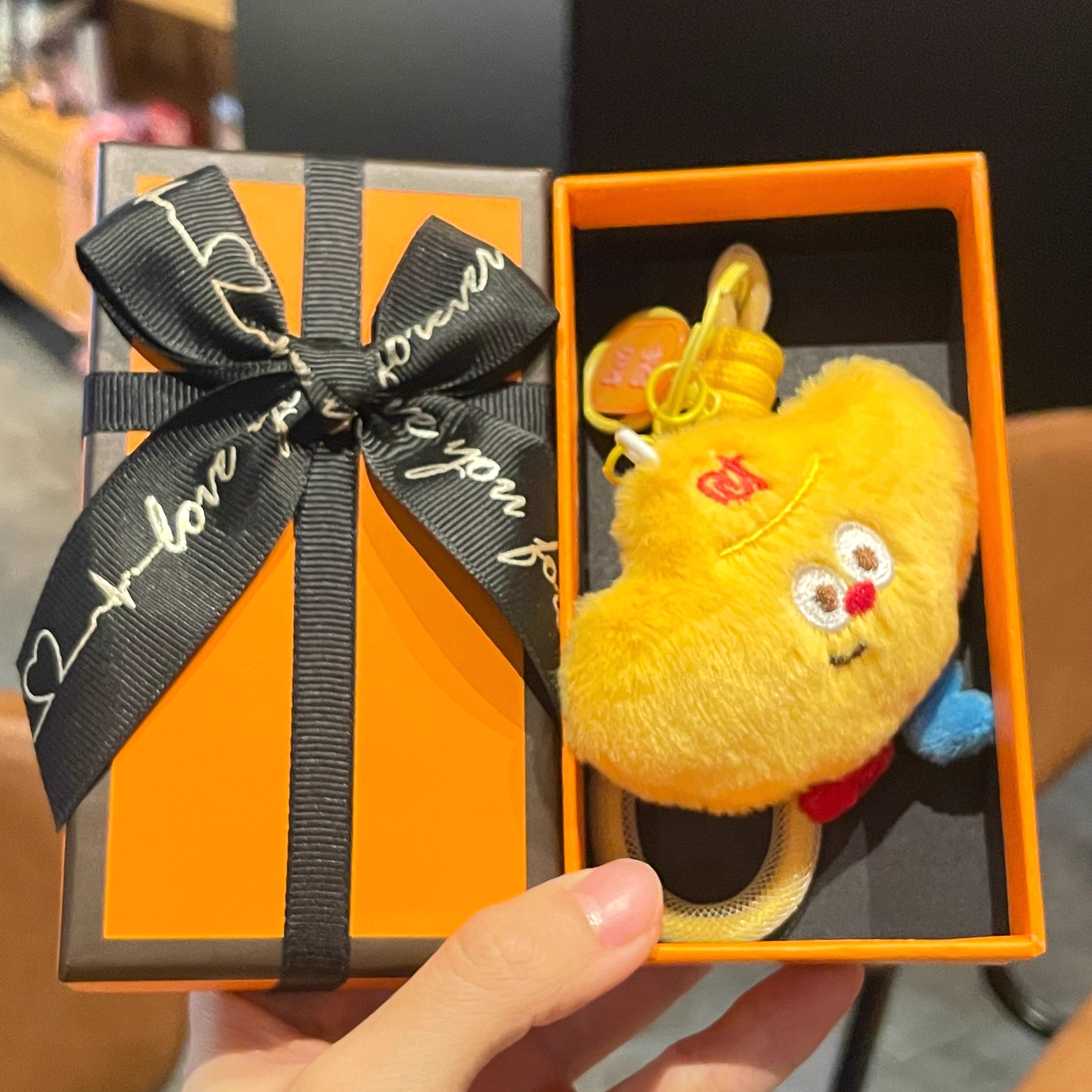 卡通毛绒元宝公仔挂件小礼物招财包包挂件新年祝福小礼品钥匙扣