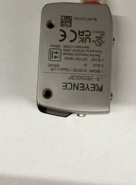 KEYENCE激光传感器 型号LR-ZB250C3P