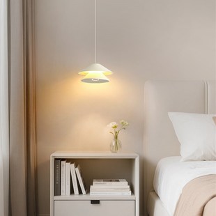 卧室床头灯2025新款入户玄关吊灯高级感法式奶油风过道氛围吊线灯