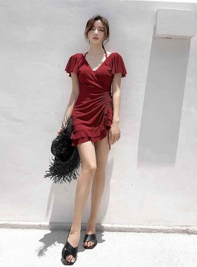 泳衣女款红色网红风胖妹妹大码E胖遮肉分N体保守显瘦遮肚子感